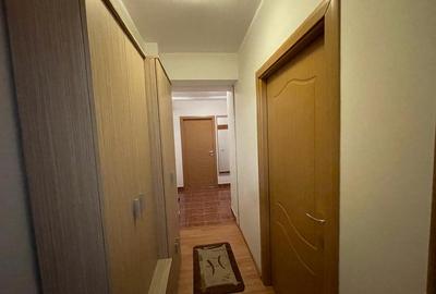 Apartament 2 camere de închiriat, parcare privata, balcon și lift - 11