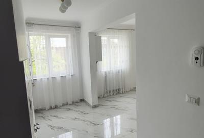 Apartament doua camere ultimul etaj zona centrala _Est Clinic - 6