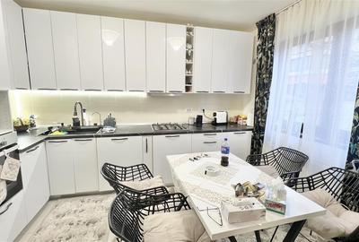 Casa individuala cu 5 camere, 270 mp, Tractorul - zona Coresi - 10