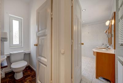 Vila eleganta, arhitectura deosebita, 7 camere, renovata, langa Parcul Kiseleff - 31