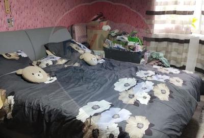 Casă cu 2 dormitoare si anexe gospodaresti de vanzare Cefa central - 2