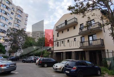 Spațiu comercial, de 300 mp, în Vitan Mall