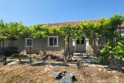 Casa si teren de vanzare in Cumpana - 1