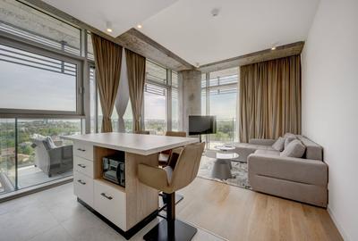 Apartament cu 3 camere semidecomandat, mobilat în Floreasca