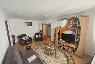 Dristor langa metrou 4 camere 3/10 sdec 94mp doua bai doua balcoane vedere mixta - 1