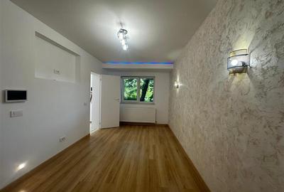 Garsonieră decomandată în Gară