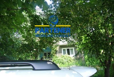 Casă cu 5 camere în Central