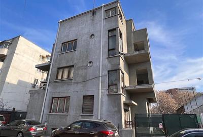 Casă individuală cu 20 camere în Unirii