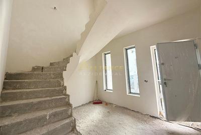 Casă individuală cu 5 camere în Berceni