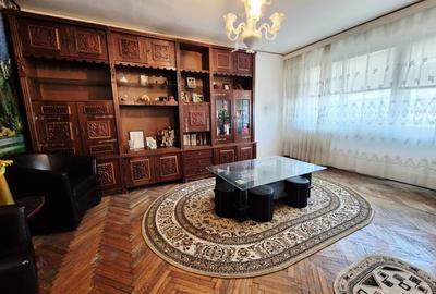 Apartament 3 camere de vânzare – Zona Centrală, decomandat - 2