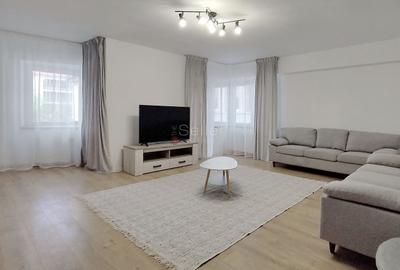 Apartament cu 4 camere decomandat în Centrul Civic