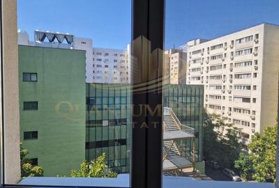 Apartament cu 3 camere decomandat în Mihai Bravu