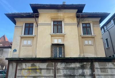 Casa individuala de vanzare Piata Victoriei POTENTIAL INVESTITIONAL - 1
