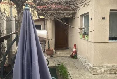 Bratianu  -casa cu deschidere pe colt - 2