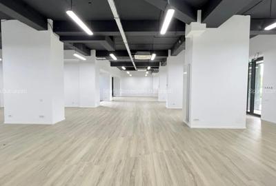 Spatiu comercial 270 mp de vanzare – Iuliu Maniu, vitrina pe doua laturi - 1