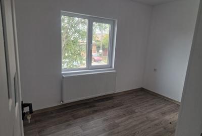 Agenție imobiliară vindem parte din duplex în Năvodari - 10