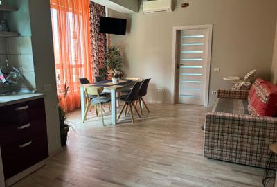 Mamaia Nord Apartament 3  Camere mobilat utilat cu loc de parcare privat etaj 2