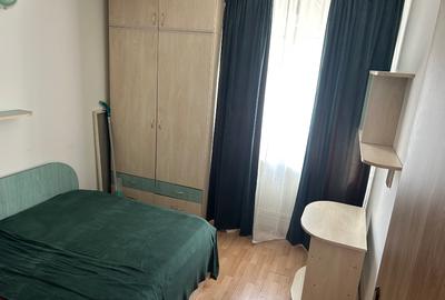 Persoana fizică,vând apartament în Podu ros - 4
