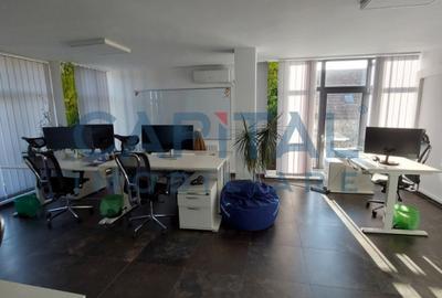 Casa individuala cu 2 unitati locative, ideala pentru locuinta sau birouri - 1