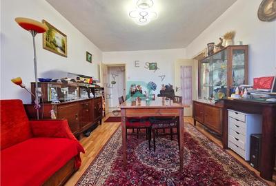 Apartament cu 3 camere circular în Astra