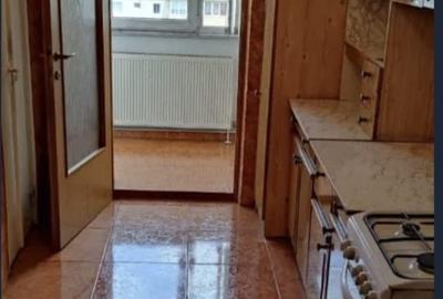 Apartament 3 camere zona Judetean,decomandat 146000 Euro - 8
