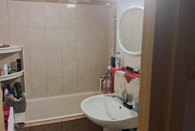 GARA CARREFOUR MARKET 3 CAMERE DECOMANDAT 72 MP LIBER  COD 161832 - 5