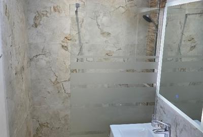 Apartament cu o cameră spațios, situat într-o zonă excelentă, recent renovat - 3