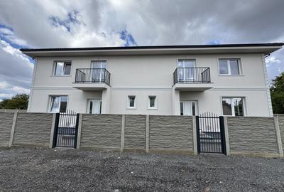 1\2 Duplex Utvin P+E,4Camere,2 Bai,Toate Utilitatile - 1