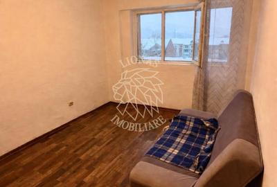 Garsonieră decomandată în Independenței