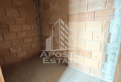 Duplex cu 4 camere, bucatarie separata, toate utilitatile, la asfalt. - 11