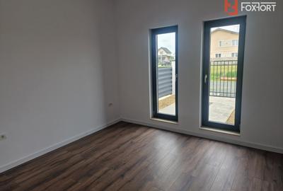 Duplex de vanzare cu 3 camere - zona Mosnita Noua - 4