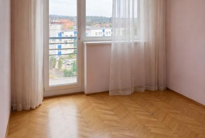 Apartament cu 2 camere, 65 mp, etaj intemediar,zona Calea Floresti - 1