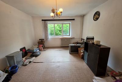 Tei, Str. Maica Domnului, Facultatea de Constructii, chiar pe Al Deleni - 4