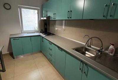 De închiriat apartament 4 camere, parcare inclusă, 2 balcoane, Tei - 1