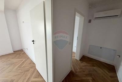 Apartament 3 camere bloc nou zona Finante - 11