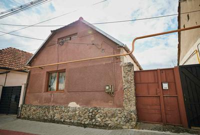 Casa cu 3 camere pe strada Romanilor - 2