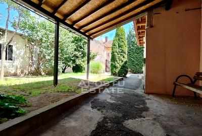 Casa la curte comuna 4 camere, zona Centrala - 5