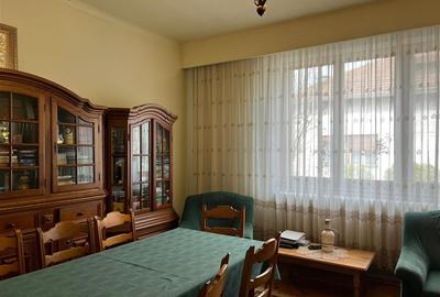 Casa cu 3 camere in zona parcului Regina Maria - 6
