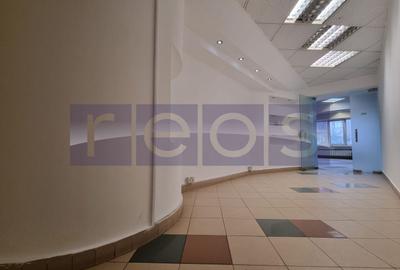 VANZARE SPATIU COMERCIAL | 15 CAMERE | ZONA UNIRII - 63