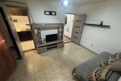 Apartament cu 2 camere nedecomandat, mobilat în Tomis Nord