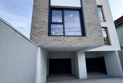Duplex cu 4 camere în Andrei Mureșanu