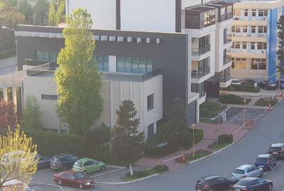 Între Mare și Lac, Între Liniște și Viziune — Luxul Care Privește în Două Direcț - 1