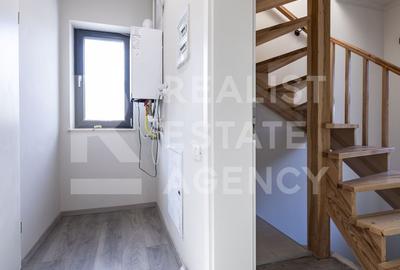 Vilă 8 camere, potrivită pentru birouri, echipe IT, avocați,zona 1 Mai - 5