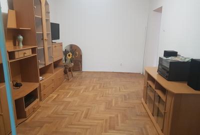 Apartament trei camere decomandat, mobilat, etaj unu, doua balcoane, Alecsandri - 4