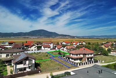 Teren Construcții intravilan de 823 mp, în Ghimbav Livadă
