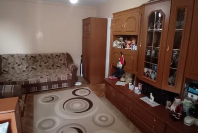 2 camere-Sector 4-Piata Straduintei-Parcare - 13