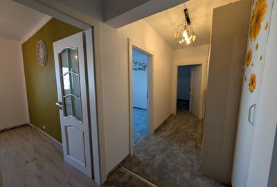 Renovat, 2 camere decomandate - 64 mp , etaj intermediar, Nord - 5