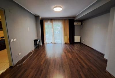 Apartament cu 3 camere decomandat, mobilat în Herăstrău