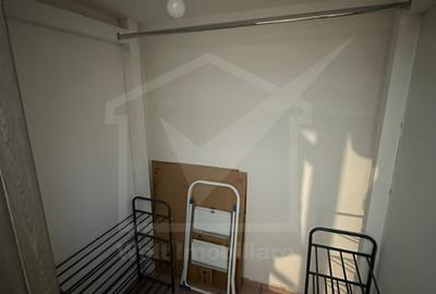 Apartament de 3 camere, situat în zona Centru/Traian - 11