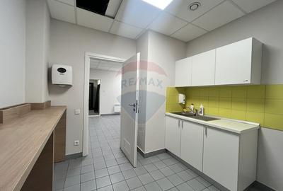 Spațiu Comercial Premium de Inchiriat - 9